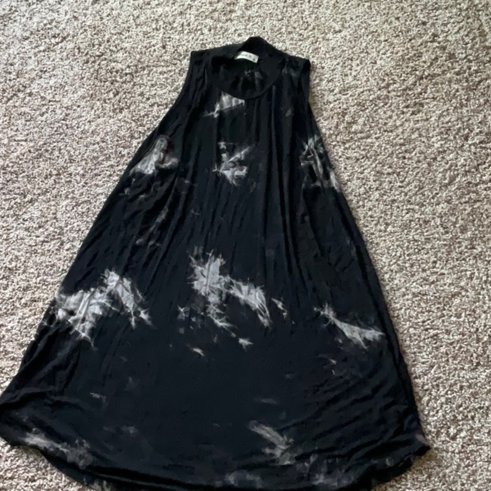 Sleeveless tie dye dress